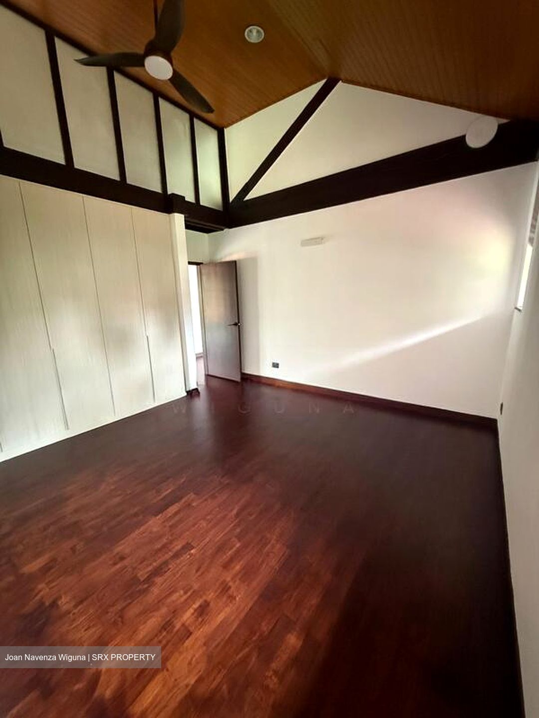 King's Road (D10), Detached #502156111